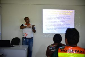 Imagem da notícia - Parceria entre Detran-AM e autoescolas vai facilitar emissão de primeira CNH em Manaus